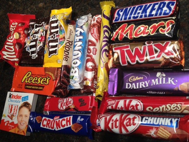 رسمياً:

منع بيع الحليب المطعم بالنكهات والشيبس والكروسان والشوكلاتة في المقاصف المدرسية. 

#وزارة_التعليم