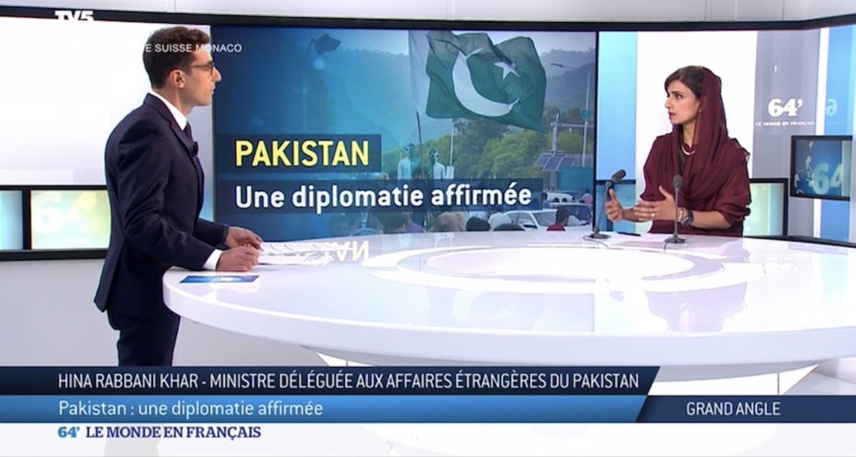 MoS Ms. @HinaRKhar gave a live interview to @TV5MONDE today. She spoke on flood situation in Pakistan, as well as important regional & global issues. m.youtube.com/watch?v=Xzi0T1…