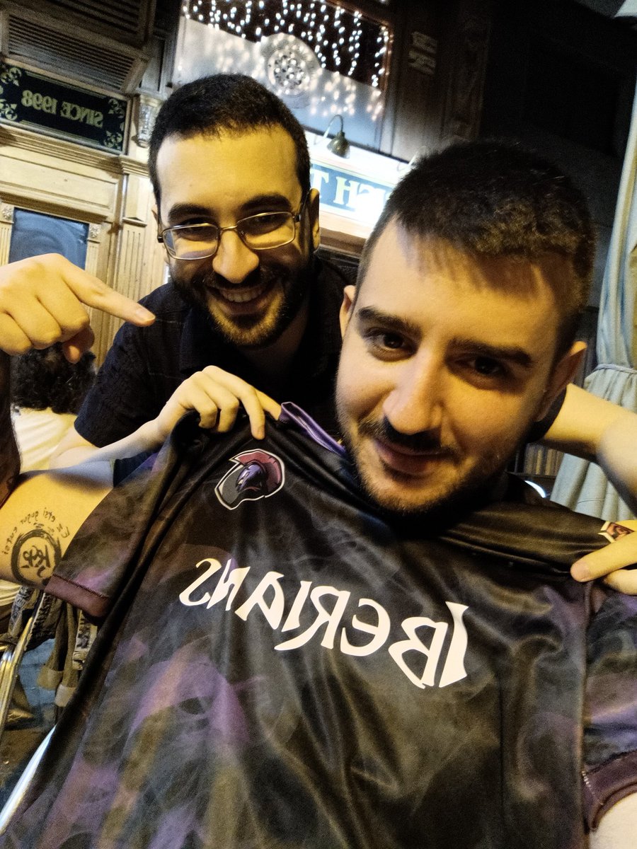 Camiseta nueva por parte de <a href="/bormor/">Boom040848</a> , la última de <a href="/IberiansGaming/">Iberians Gaming</a> , por lo que sea ...