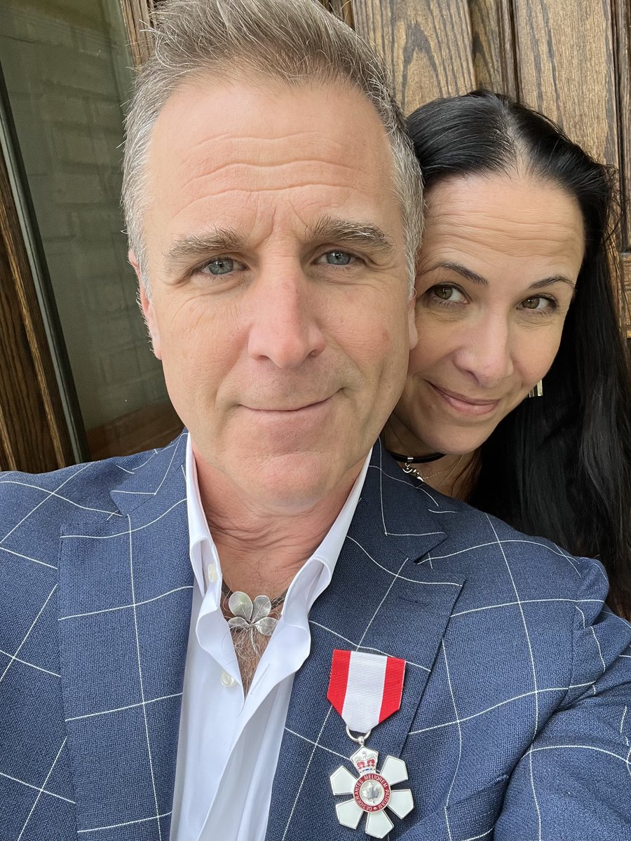 Extremely grateful for this national recognition of my efforts in #addiction + #recovery but I'm even more thankful for the continuing love and #loyalty  of my beautiful wife and partner in life. I could never have made it this far without you Andrea Aragon♥️ #orderofcanada🇨🇦