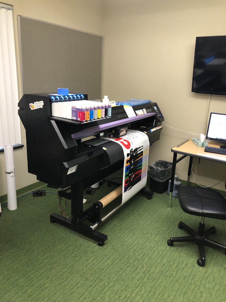 A big thanks to Tom at the Delaware County main library branch for the tour and time in their Maker Studio. This is a great community resource. Getting our logo on some swag for future staff! <a href="/DelawareLibrary/">Delaware County District Library</a> <a href="/OlentangySD/">Olentangy Schools</a>