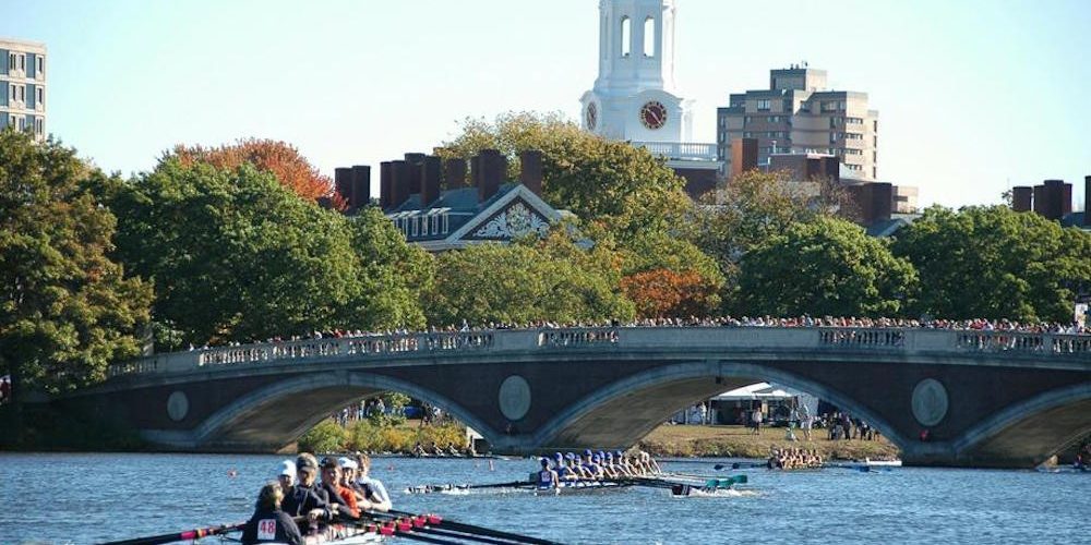 VisitMA's tweet image. Who's getting psyched for the #headofthecharles regatta @HOCR this weekend along the #CharlesRiver between #Boston + #Cambridge! Cheer on 11,000+ rowers from 24 countries + have a blast! @CambridgeUSA @VisitBoston @VisitBostonCity @MassDCR @charlesriver  
visitma.com/event/27637/