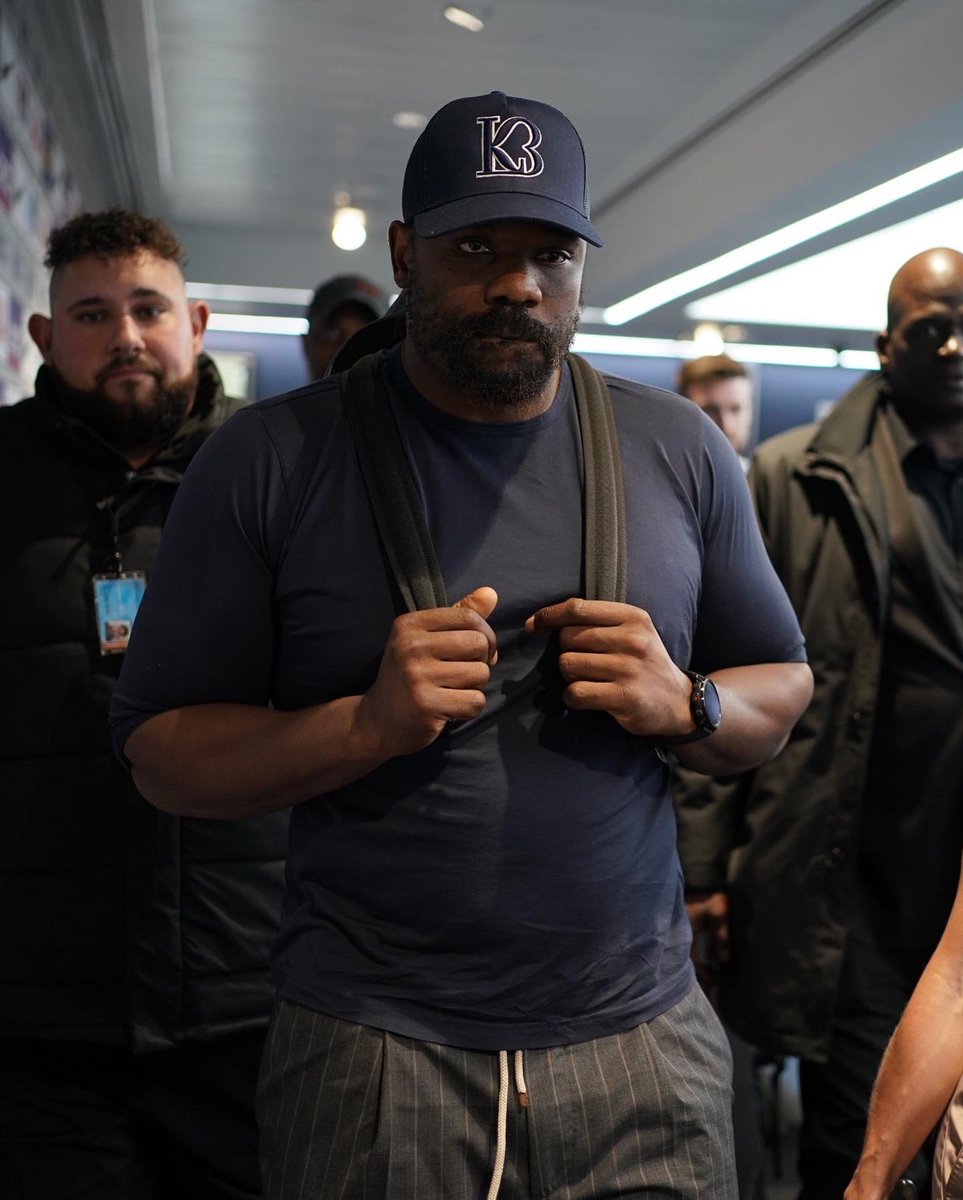 alfieRwarren's tweet photo. ROMA SECURITY security Fury vs Chisora 3 Press Conference 💪🏻
@RomaSecurity1 https://t.co/ywtw7ApCA1