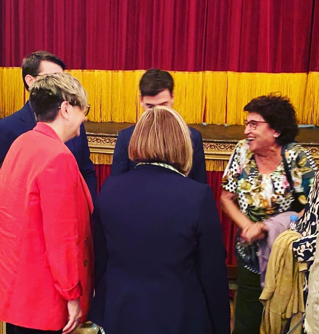 JuntsxCAT_Reus's tweet photo. 🧠Teresa Pallarès i Pere Aluja han fet costat a la Fundació #RosaMariaVivar i la #FundacióPasqualMaragall en l’acte sobre  prevenció de l’Alzheimer.
💚Ens fa especialment feliç@s que en Pere es vagi incorporant a les activitats de ciutat!
#JuntsReus #JuntsxReus #JuntsxCatReus https://t.co/FusLX9GAEm