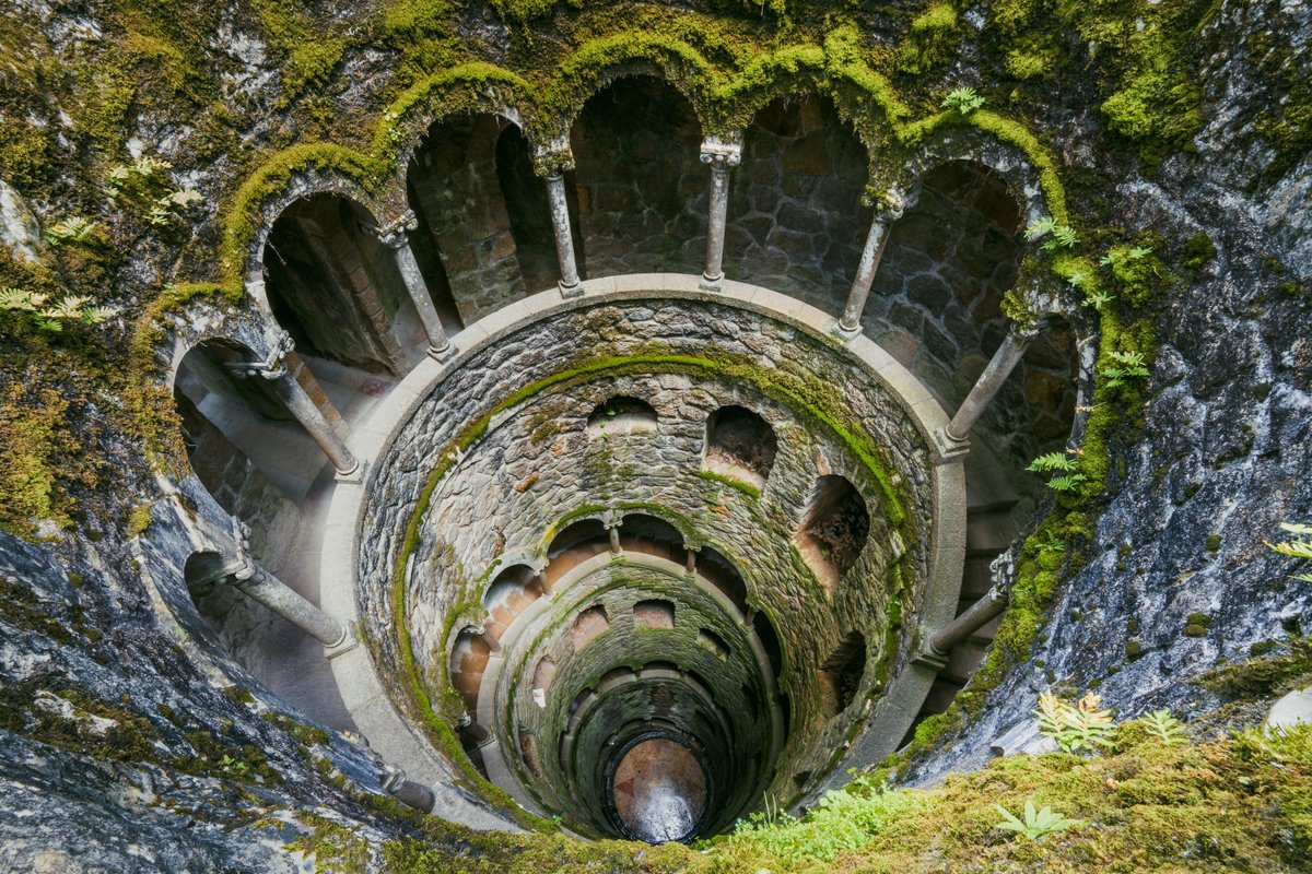 Initiation Wells, Quinta da Regaleira, Sintra, Portugal. Photographer: heyengel_140 / Stock Photo.