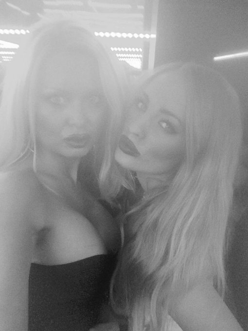 #Blonde #gangs 😈😈😈 https://t.co/QFBZzwyePi<a href="/tag/blonde"class="tags">#Blonde</a><a href="/tag/gangs"class="tags">#gangs</a>