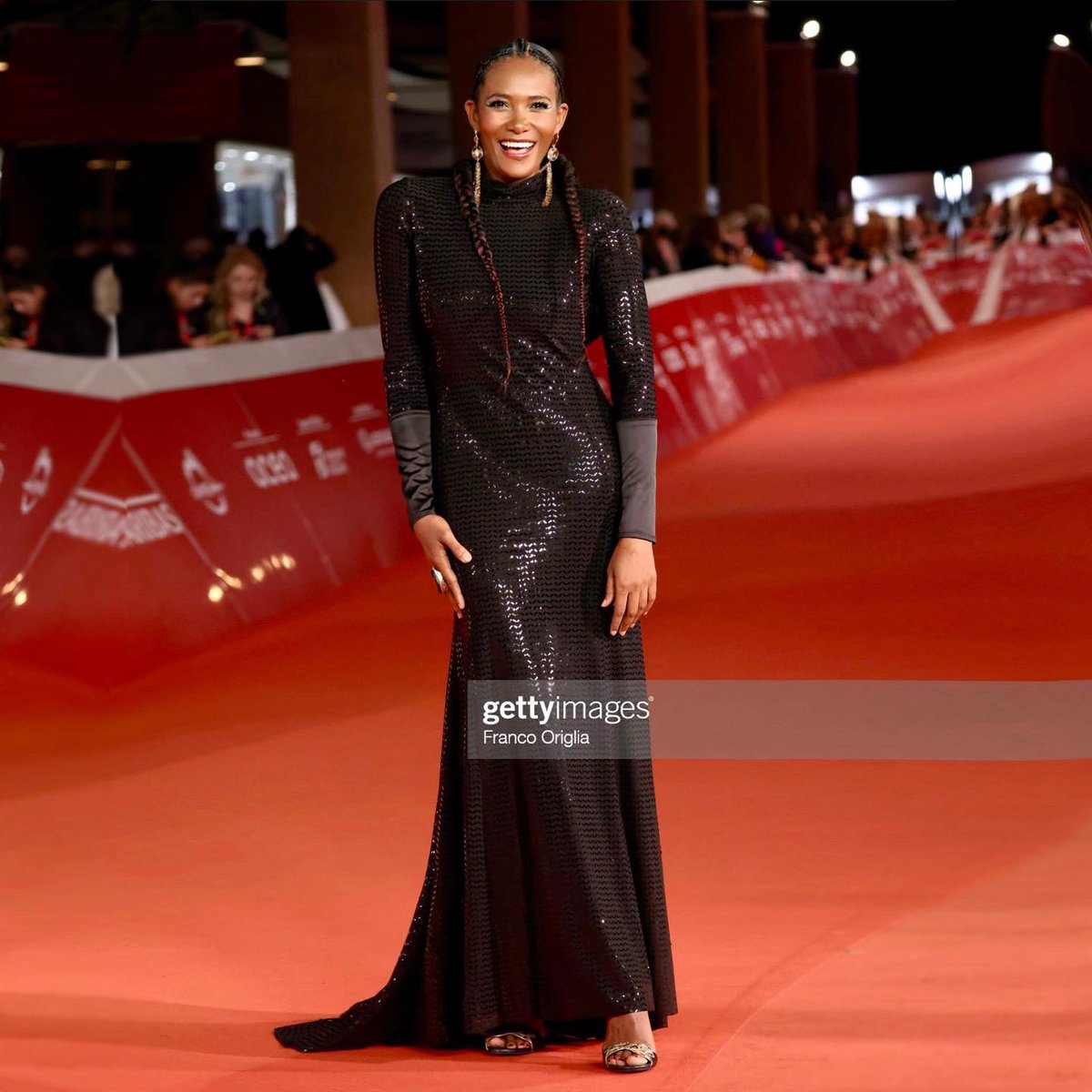 GabFiorucci's tweet photo. Miss @DennyMendezDe attends the red carpet at the Rome Film Festival wearing my collection
GABRIELE FIORUCCI BUCCIARELLI

Denny indossa l'abito "Black Snake"
#fashion
#gabrielefioruccibucciarelli #dennymendez #romefilmfest 
#romefilmfestival  
#missitalia #beautiful  #losangeles https://t.co/afnuSuP6wX