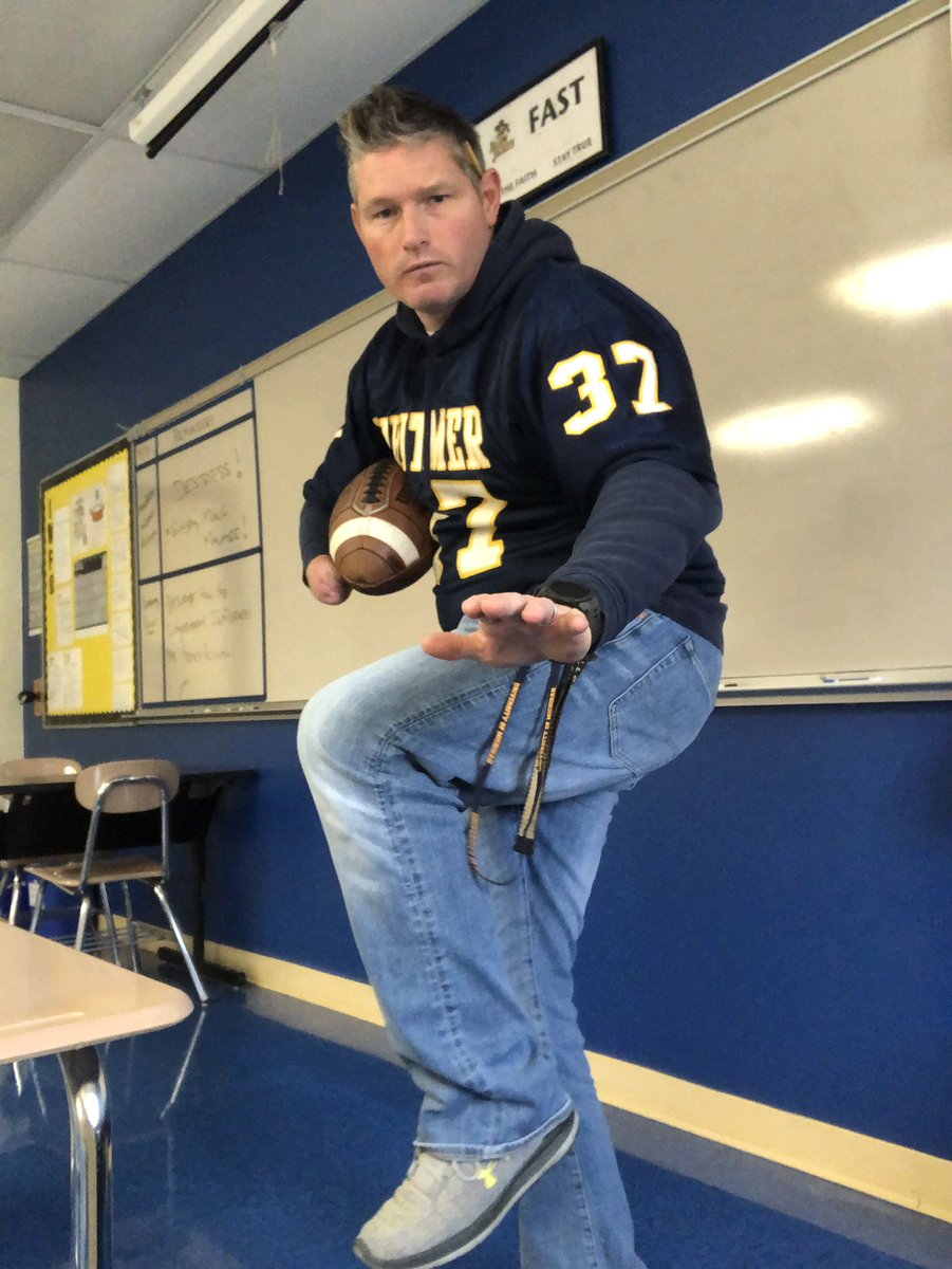 Matt_Horen's tweet photo. Spirit Week continuesโฆ @WhitmerFB Sophomore year throwback! #GenerationDay #SeaOfBlue #OnceAPantherAlwaysAPanther https://t.co/jOb5uBEHq1