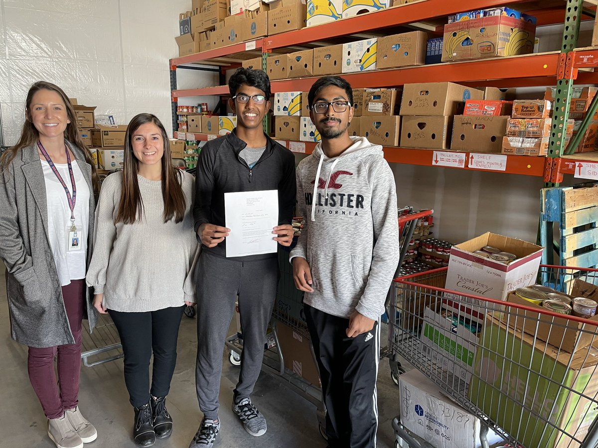 AFHS_Key_Club's tweet image. Key Club members donated 470 lbs of food pantry items to Western Wake Crisis Ministry in Apex! Way to make a difference in our community! 🎉