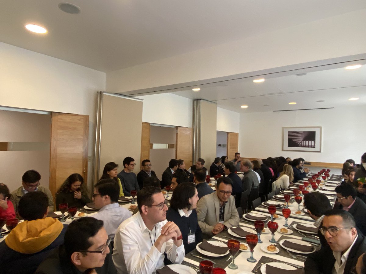 ibero_economia's tweet photo. #SobreMéxico ¡Agradecemos la presencia de todas y todos en la primera ronda de sesiones paralelas!
Regresamos después de la comida-espacio de networking.
8vo Congreso de Economía y de Políticas Públicas.
#Networking
#Conferencefood https://t.co/KDYTfXWwMm