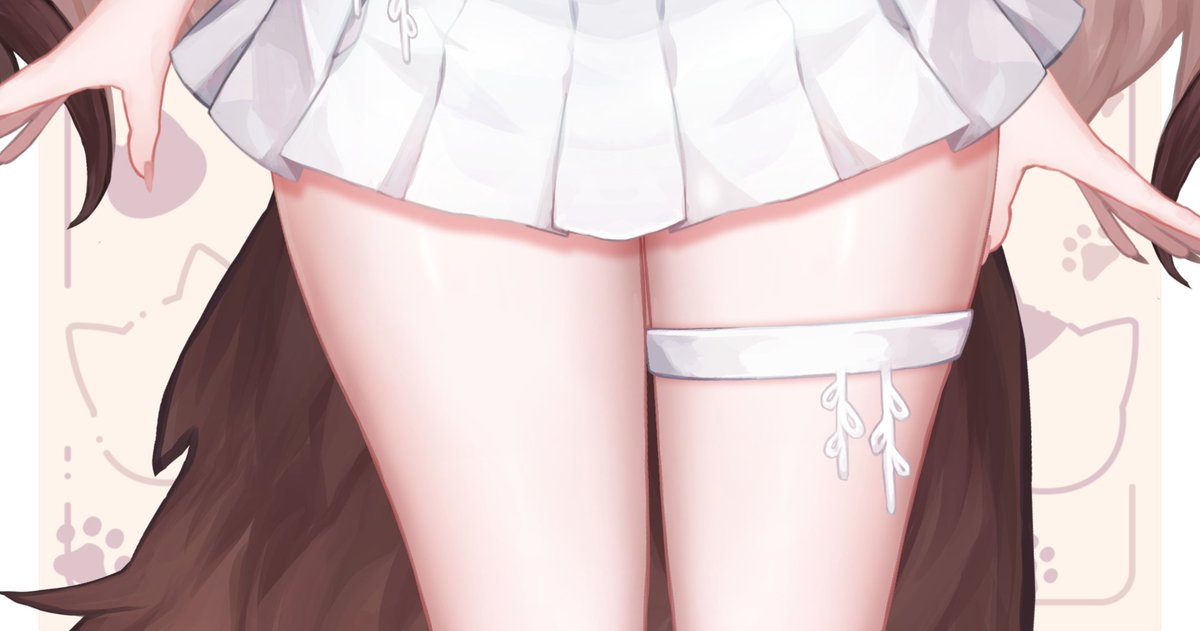 foxplushy's tweet photo. What's your favorite Foxy thighs?🤍 https://t.co/d4v8nFiiwE