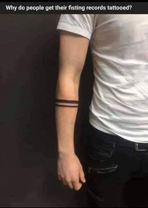 🤔🤔 #fisting #tattooidea https://t.co/bFXied05O1<a href="/tag/fisting"class="tags">#fisting</a><a href="/tag/tattooidea"class="tags">#tattooidea</a>