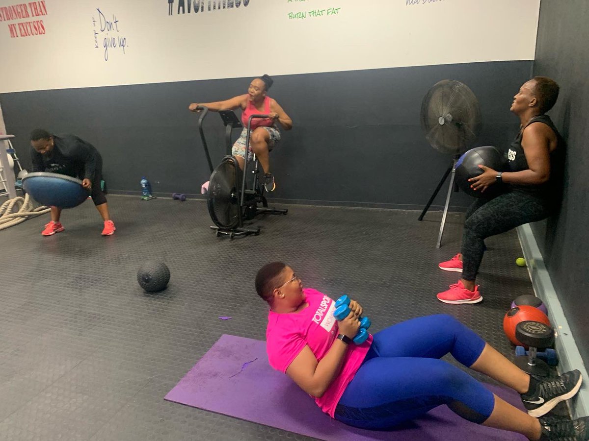 audas_vanschoor's tweet photo. #SWEATYBOOTCAMP
SATURDAY at Calliandra Centre,
Calliandra St, Montana, Pretoria, 📍
🏋🏼♀️ You're invited 👈🏾
⌚️7AM
#BootcampforBreakfast #NoExcuses #FITOBER #SaturdayWorkout #FetchYourBody2022 #Bootcamp
#functionaltraining #lifestyle #Consistency
#Avsfitness #TEAMAVS https://t.co/4N2qkBf48M