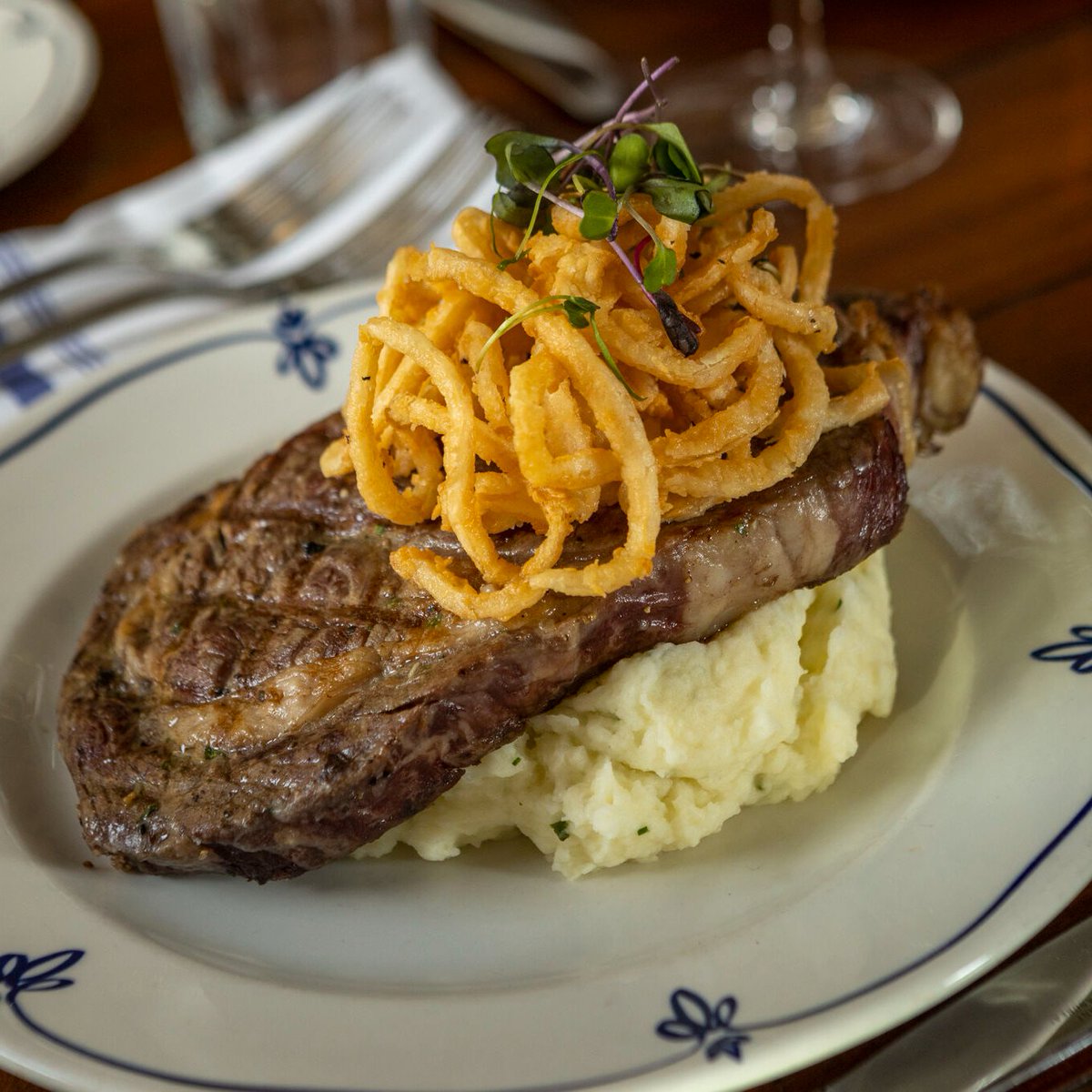 TriaRestaurant's tweet photo. Life is good, especially after a meal at Tria 😍 Have you made your reservations? 

reservations: https://t.co/HKPKnfyq6G https://t.co/qiBruNBjgl