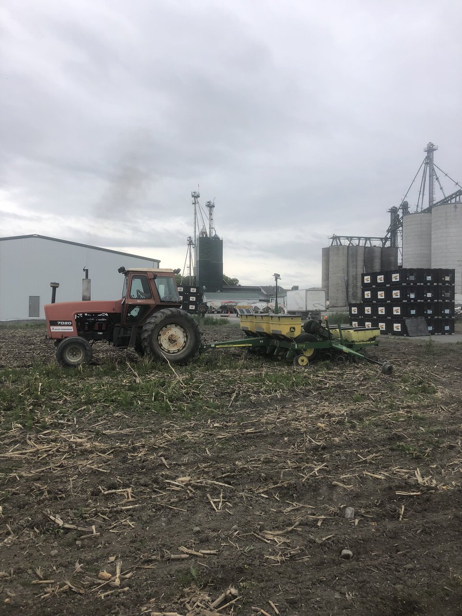 Adrian Lee tweet media