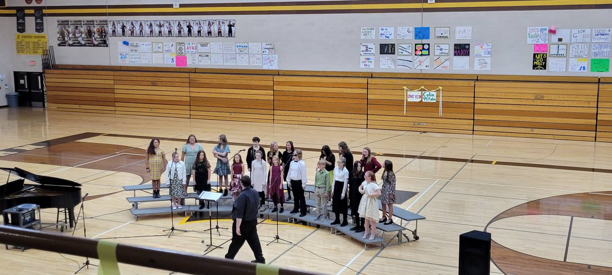 BCWesternMS's tweet photo. An amazing fall performance by the WMS 6th, 7th, and 8th grade choirs! Great job Warriors! https://t.co/o266rI9Ogv