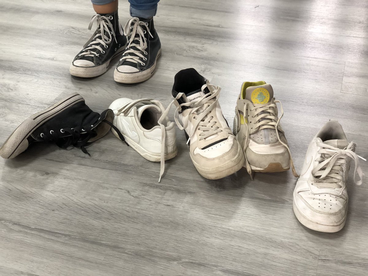 Ayer, las alumnas, alumnos y profes que forman nuestro equipo de mediación ha recibido una formación sobre la comunicación, el conflicto y la mediación a cargo de <a href="/ProyectoAvivar/">Avivar.</a>.