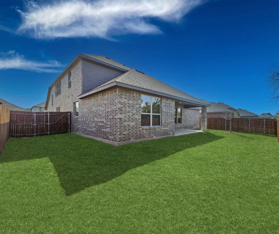 ImpressionHomes's tweet photo. #newhomeforsale: 811 Comal, Mansfield, TX | Riverwalk

Goodrich Home Design | 2-Story | 5 Bedrooms | 4 Bathrooms | 3,276 Square Feet | Mud Room | Study | Game Room | Covered Patio

Contact #impressionhomes at (817) 857-4555 or visit us online: https://t.co/sB4F8U51hN https://t.co/fcvZd5vSJk