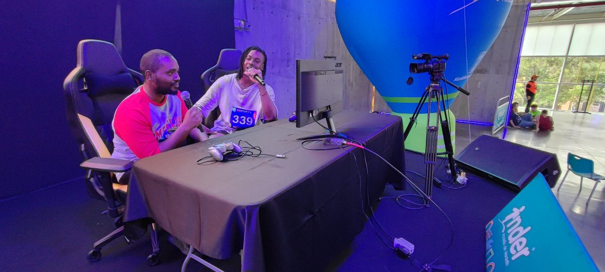 ObiVladKenobi's tweet photo. En Medellín, los torneos de Esports se vuelven tan habituales, que un día le envío un mensaje a la comunidad de Smash como :"hey, hay torneo el próximo jueves a las 9 am, llegan? Y la gente es como: "ok, normal, cuenta con nosotros". Gracias a @0tdEsports @HateSSBU @El_MrHyde https://t.co/y9YPQeX43g