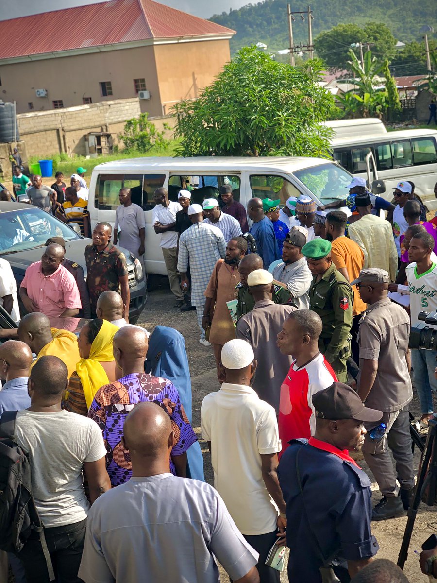 Rescuemission25's tweet photo. “We must build a rescue mission made up of every single one of YOU! I am leading that RESCUE MISSION. Believe Dumebi Kachikwu will fight for you and restore your peace. BELIEVE! Together we can make Nigeria great again!” I Love you all @AdcKogi https://t.co/OieYetpHhn