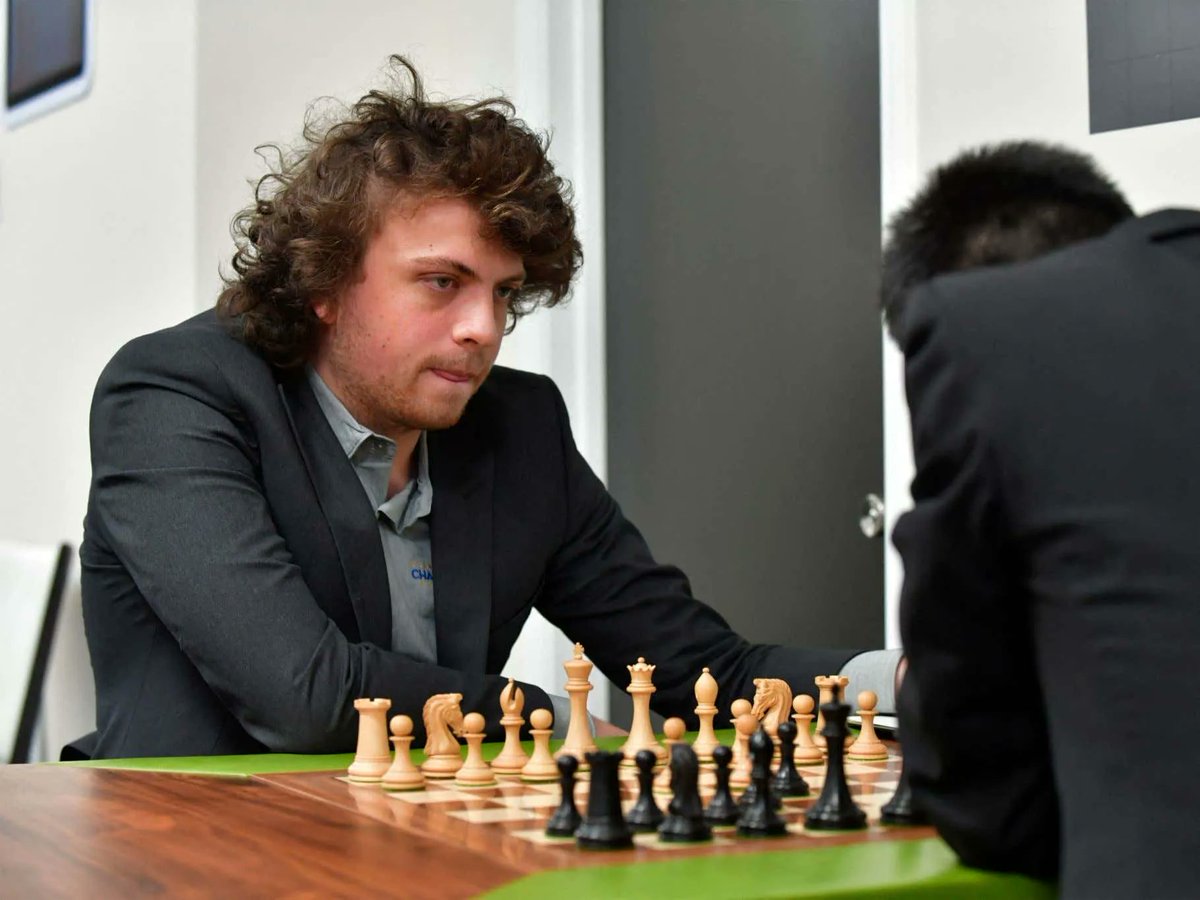 barstoolsports's tweet photo. CHESS WARS: Hans Niemann Lawyers Up And Is Suing Magnus Carlsen For A Casual $100,000,000 After Cheating Allegations https://t.co/kw91xts9Iw https://t.co/akvDda64lx