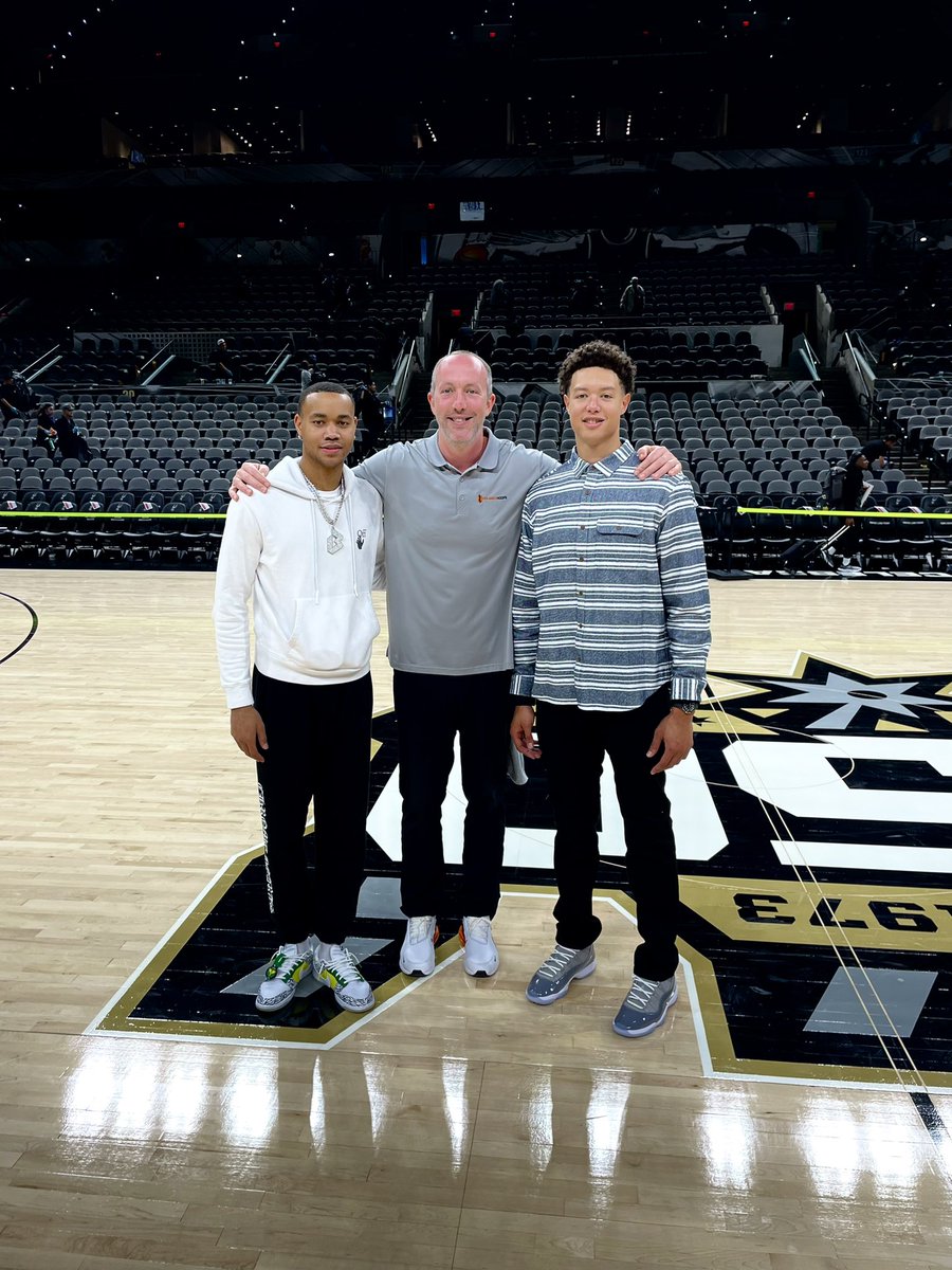 VigliancoHoops's tweet photo. As the years grow shorter I try &amp; cherish those special moments in life just a little more. Last night in San Antonio was 1 of those. Year 4 for Isaiah Roby &amp; Year 1 for Bryce McGowens on NBA opening night. Love ya gents &amp; keep making everyone proud https://t.co/qAJlBMIJ4O