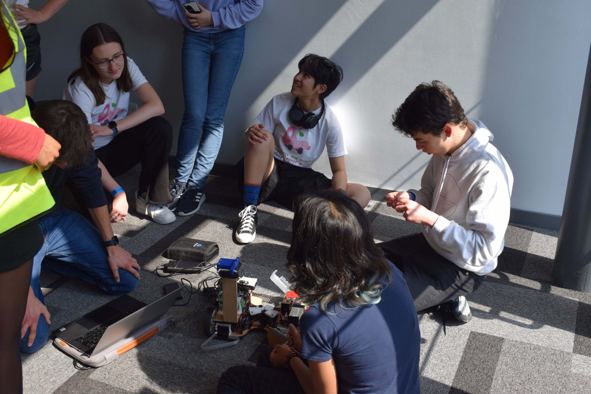 studentrobotics's tweet image. Our Kickstart event is just 24 hours away!

We&apos;ll be announcing this years game and handing out our shiny new kits to teams

Follow along from home tomorrow at 10am youtube.com/watch?v=FVnNv5…

#srobo #srobo2023 #robotics #stem