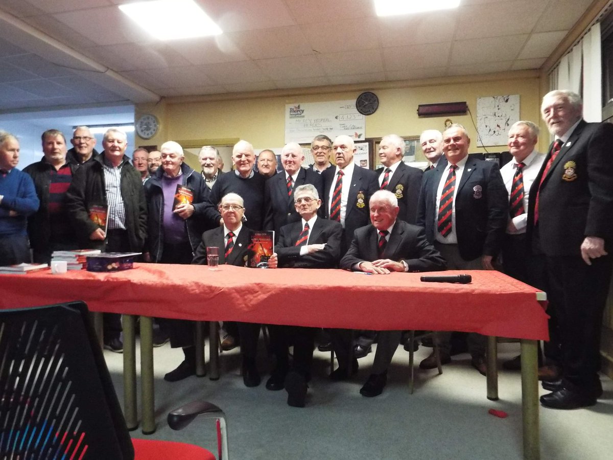 Great turn out of current and retired members at Anglesea Street last night for the launch of Pat Polands 3rd book on the history of @CorkCityFire. Cork City Firefighters: A Proud Record - a visual history from 1950 is available from Waterstones from tomorrow.