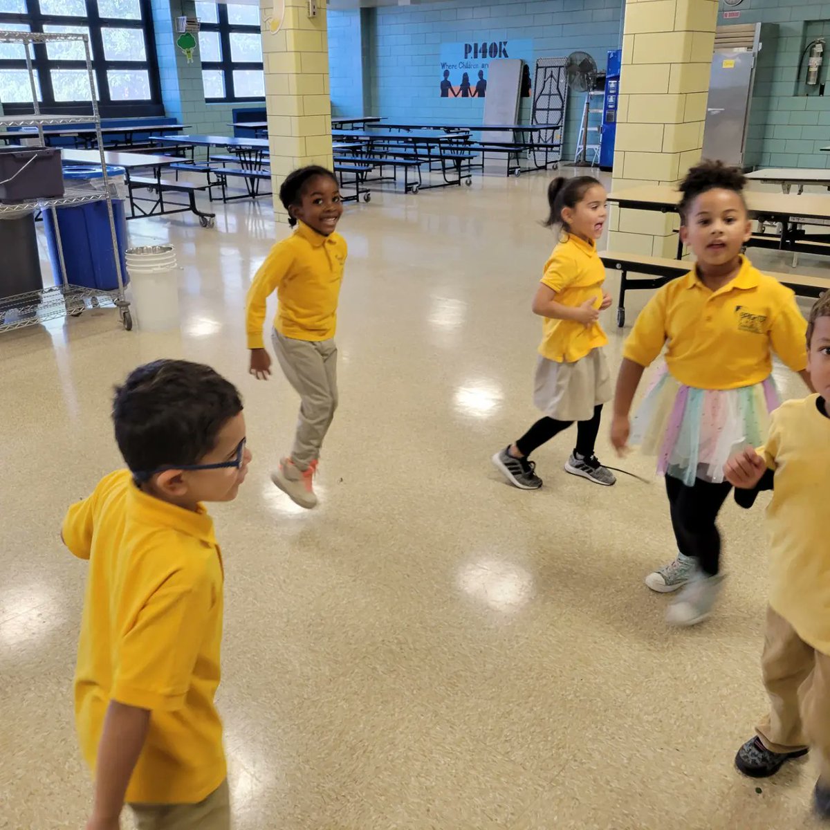 HeyBccs's tweet image. You gotta be in it to win it! Our BCCS scholars celebrated their 100% September attendance with popcorn, music &amp;amp; dancing. We encourage all of our families to strive for this benchmark! @CommunitySupt16 @D16LEADS @NequanMclean @stefanizinerman @OsseChi @NYCSchoolsOSYD #welovebccs