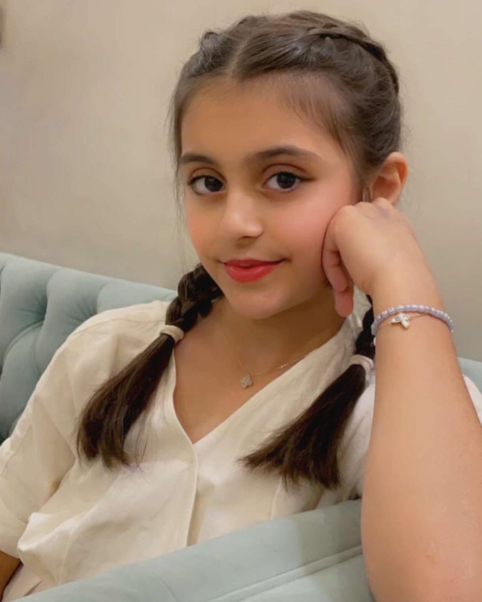 BlackEagle7479's tweet photo. افضل واحد غادة رائعة مشاء الله عليها 😍😍😍😘😘😘😘😘🌹🌹🌹🌹🌹🌹🌹🌹 #walahar #walah_alsuhaim #walah_800k #وله_الفارقه #وله_السحيم_ملكة_البرائة #وله_السحيم💎 #وله_المليونيه #وله_السحيم_900k #وله_الاولى https://t.co/5fYBVboeDz