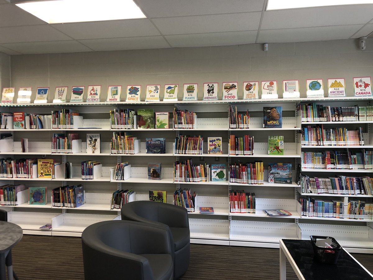 msmciver_8's tweet photo. Best part of being a TLRT is visiting the coolest spaces! @ElmDrivePS @LFumster with @PDSB_Libraries @MArasaratnam @PeelSchools #TLRT #Librarylearningcommons #LLC https://t.co/MOz2dwkvqa