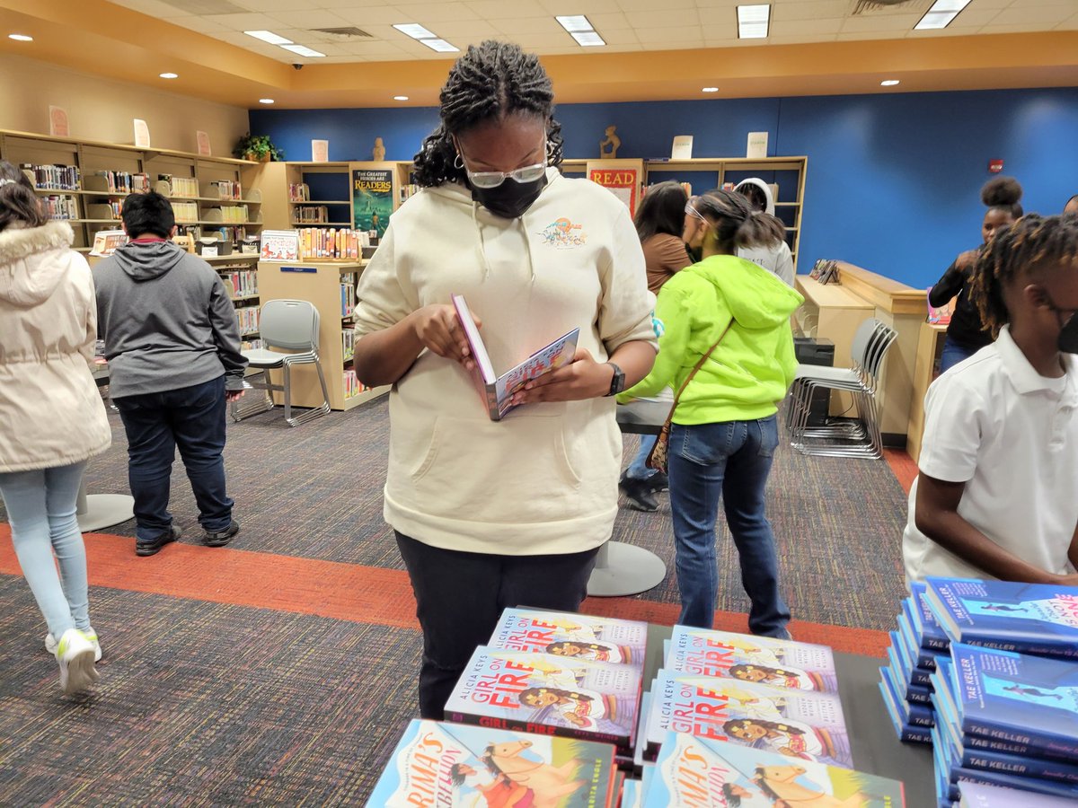 Heather Overstreet tweet media