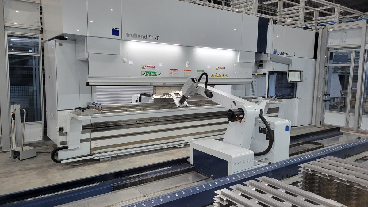 It is great to see a vision become reality.  Enjoyed visiting my client's new #manufacturing facility in Fort Worth.  An impressive, state of the art operation.  Finished products start coming out of this place in less than a month!

#siteselection #fdi #economicdevelopment