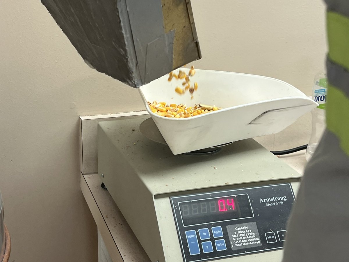 SunriseCoopOH's tweet photo. All #SunriseGrain locations are performing at top speed to get you back to the field. Make sure to check your location for extended and weekend hours! https://t.co/e1C8GZIual #SunriseCooperative #SuccessGrowsHere #harvest #grain #OhioAgriculture https://t.co/BrxpihIZXa