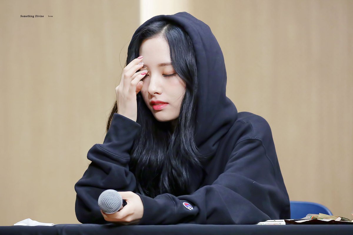 bona pics 🍒 tweet media