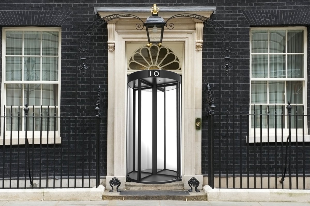 David Hills tweet media