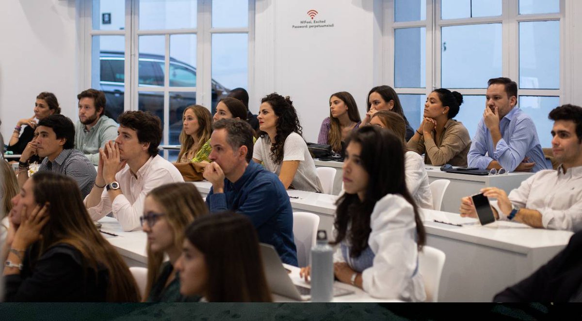 ISDI_edu's tweet photo. #DMBA #Talent Day 🚀 Los alumnos del #DigitalMBA hoy se han pitcheado a +20 representantes de empresas como @AccentureSpain @LOrealGroupe @LoeweOfficial @MAPFRE_ES @Glovo_ES @stratesys o @fever_es para incorporarse a sus equipos 💥 ¡Enhorabuena a todos! 👏🏼
#TheWorldISDIgital https://t.co/Sq8gs2Yv9I