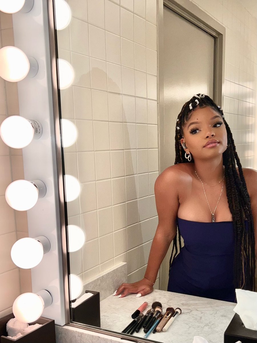 HalleBailey's tweet photo. 🐚🌊💕✨ https://t.co/irDha7WEqq