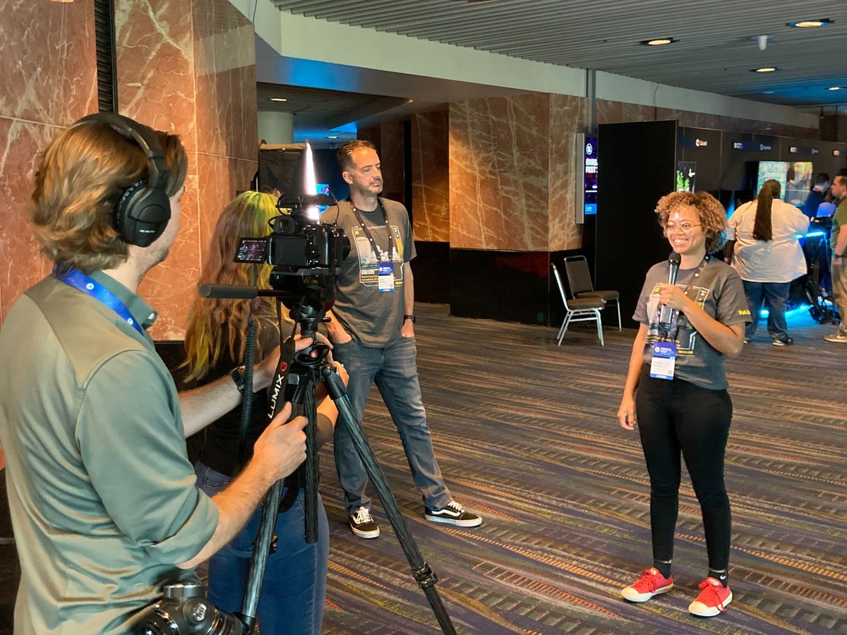 vantortech's tweet photo. Thanks @EpicGames for hosting the awesome #UnrealFest! We had a great time meeting #UE5 users &amp; demonstrating the possibilities of the #3D mirror world we’re building with @AiBlackshark for developers!

Check out our demo data available for download:
➡️ https://t.co/sAu4DAWXDV https://t.co/VoNd8iDuDx