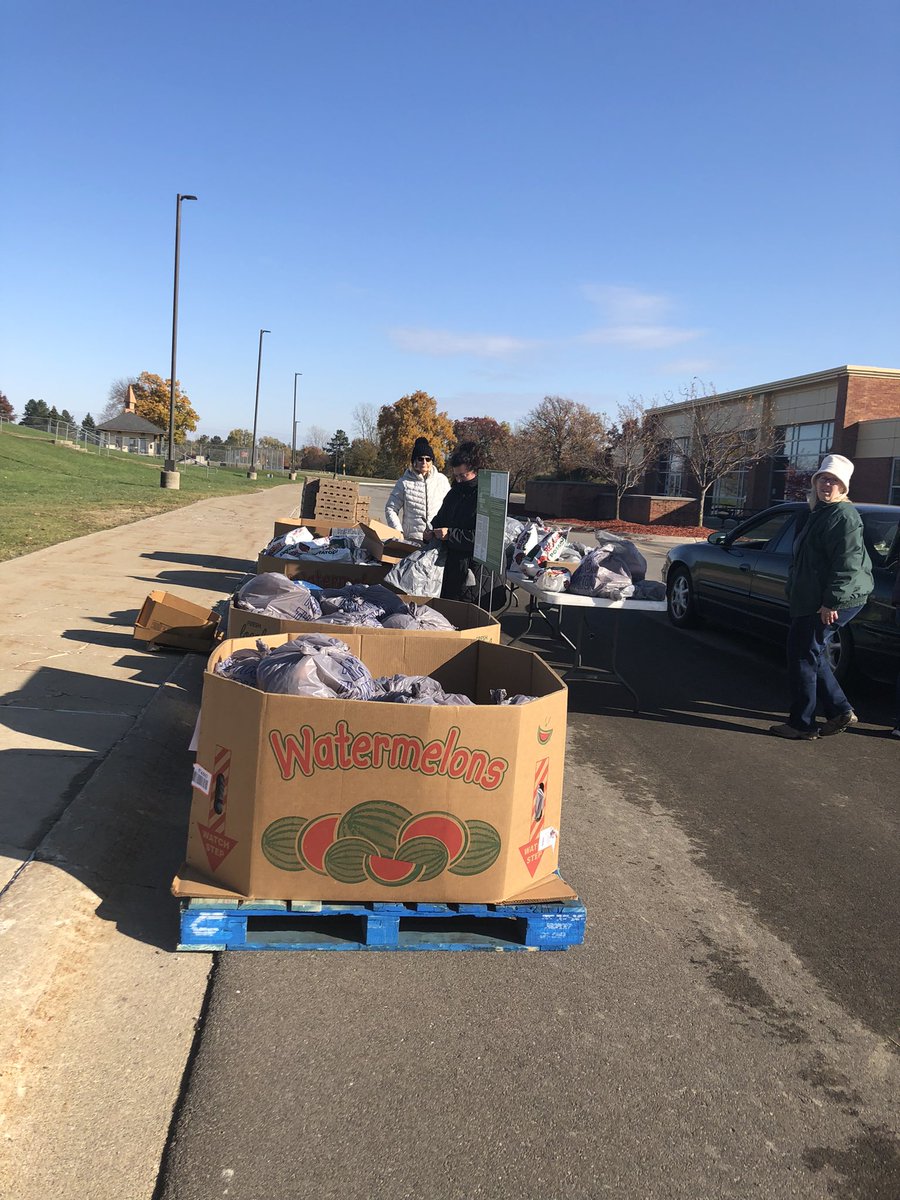 Howell Mobile Pantry happening until 5:00pm today (10/20) in the bus lot at Highlander Way Middle School - 411 N. Highlander Way, Howell, 48843.   Stop by to get chicken, potatoes, milk, yogurt, apples, tomatoes, etc.