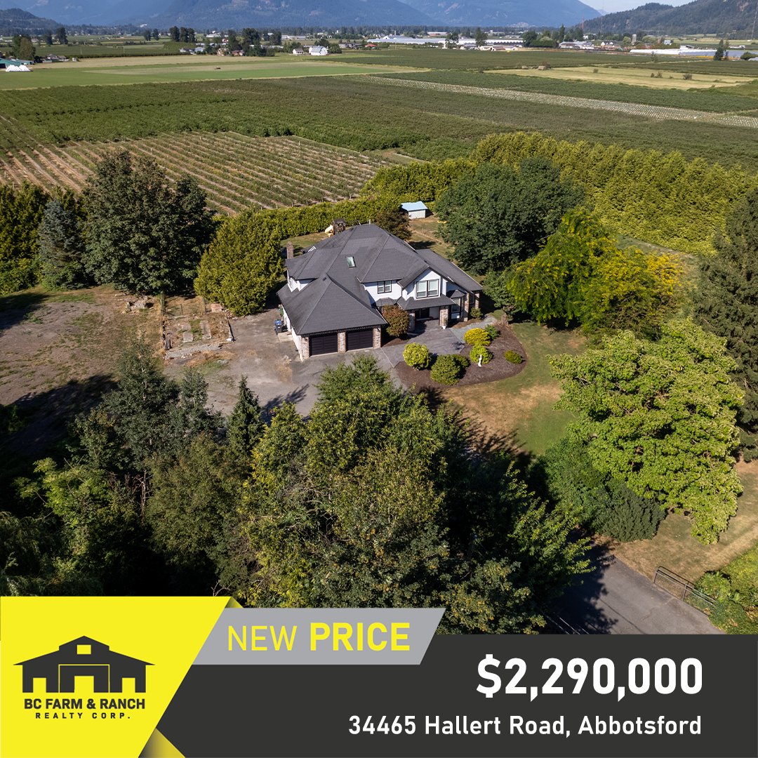 BCFarmandRanch's tweet photo. NEW PRICE!

34465 Hallert Road, Abbotsford
$2,290,000 | MLS# R2730239

Nearly 2.5 acre parcel w/ 5,473 sqft home. Click below for more information!
https://t.co/93RNQh46zu https://t.co/BHgqxZu5KM