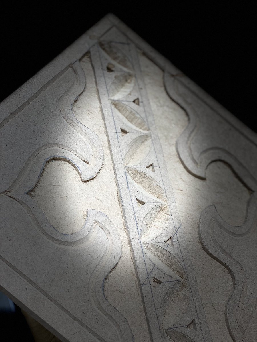 البارحة عاد بحمد الله تعالى الحرفي المبدع عبدالله الشبعان إلى دكانه في سوق الحرفيين بالهفوف/الأحساء بعد انقطاع طويل بسبب وعكة صحية ألمت به <a href="/Saudi_MT/">وزارة السياحة</a> <a href="/MOCHeritage/">هيئة التراث</a> <a href="/MOCSaudi/">وزارة الثقافة</a> 
<a href="/hasacreativity/">#الاحساء_المبدعه alahsacreativity</a> @alhasamunicipal