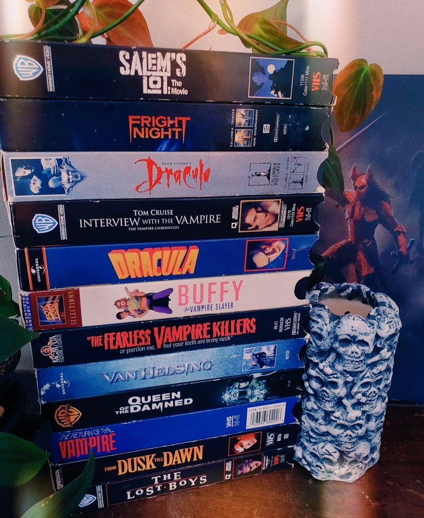 Jeanna350's tweet photo. You can only rent one Vampire movie today.🧛🏻🍷🤔 https://t.co/OquPUctDcb
