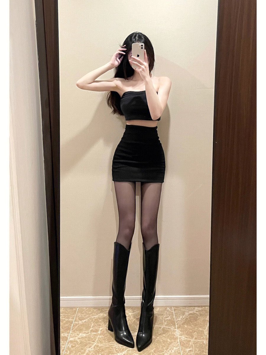 s97887018's tweet photo. 轻度S在线调教❤️想找个长期的M🐶24以上的可以私信哦 https://t.co/QAwpca3k5P