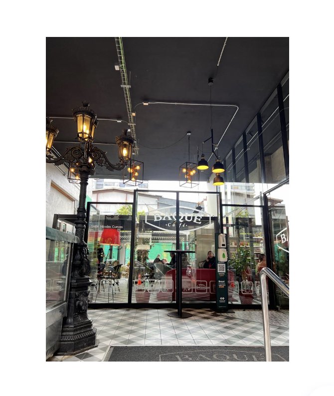 conceesconce's tweet photo. Nada mejor que este día nublado para tomarte un ☕️ en un lugar tan acogedor como ondero.
Dentro del edificio “Paseo Inmaculada”, encontrarás al @cafesbaquecl .
Puedes disfrutar ahí!
Y, tú. ¿Qué cafetería de #Concepción recomiendas?
⚡️‼️Etiquétala‼️⚡️
#conceesconce https://t.co/SMcAHgw2Sf