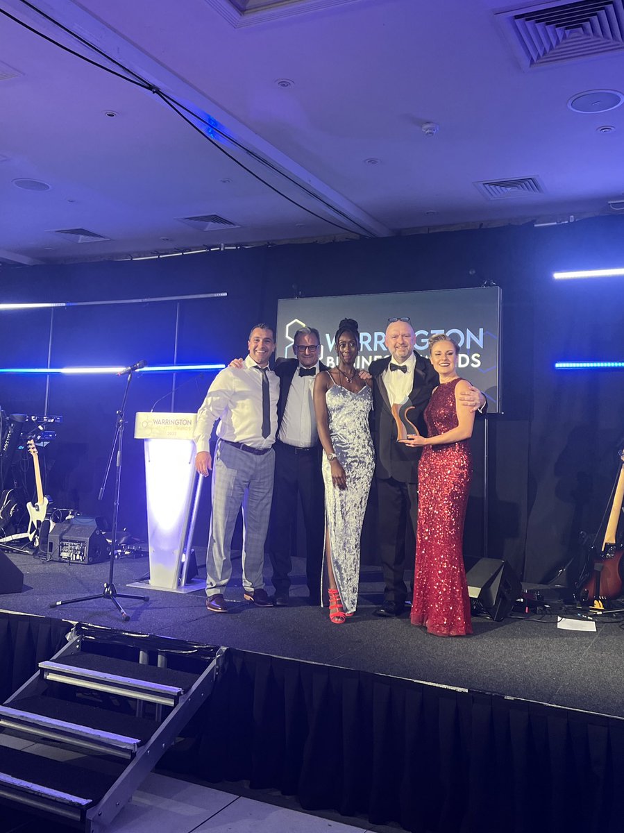 Congratulations to <a href="/PenningtonCh/">Pennington Choices</a> winning Employer of the Year sponsored by NatWest! Great work all🙌🏻