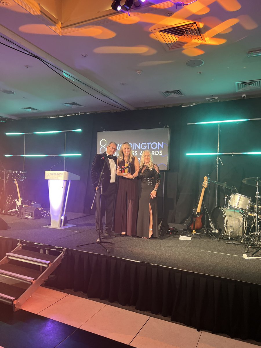 The award for New Business of the Year 2022 goes to Mamars at The Old Bank! 👏🏻 🏆

Thank you Voisey &amp; Co for sponsoring this award 🏆