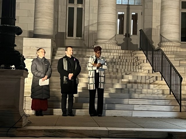 SafeSoundNJ's tweet image. Thank you to everyone who came out to honor the 39 victims of domestic violence from Somerset County who have lost their lives in the last 50 years. We invite everyone to join us as #WeBelieveSurvivors and work to end dv once and for all! #DVAM #EndDV #Vigil #SafeSoundSomerset