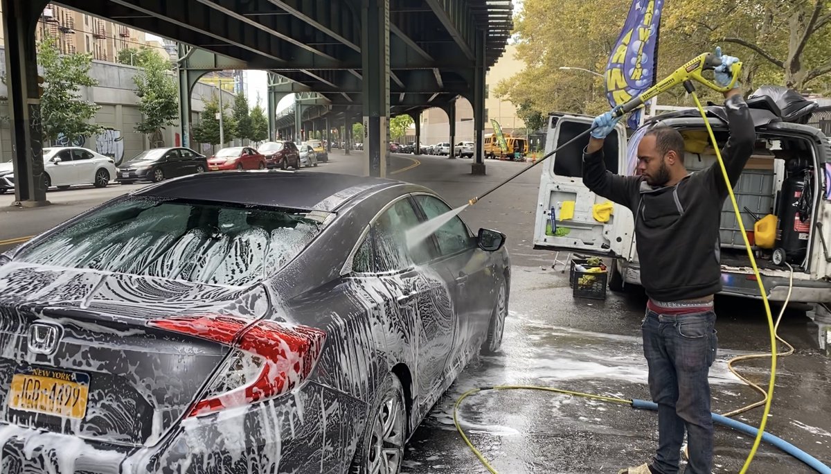 BronxInk's tweet photo. Along Jerome Avenue, dozens of Bronx residents have set up vans, offering car washing services. It is unclear whether they have attained the proper licensing to do so. @HenriettaM02 reports. 

https://t.co/fWIoDDB94U https://t.co/EvEncX78cF