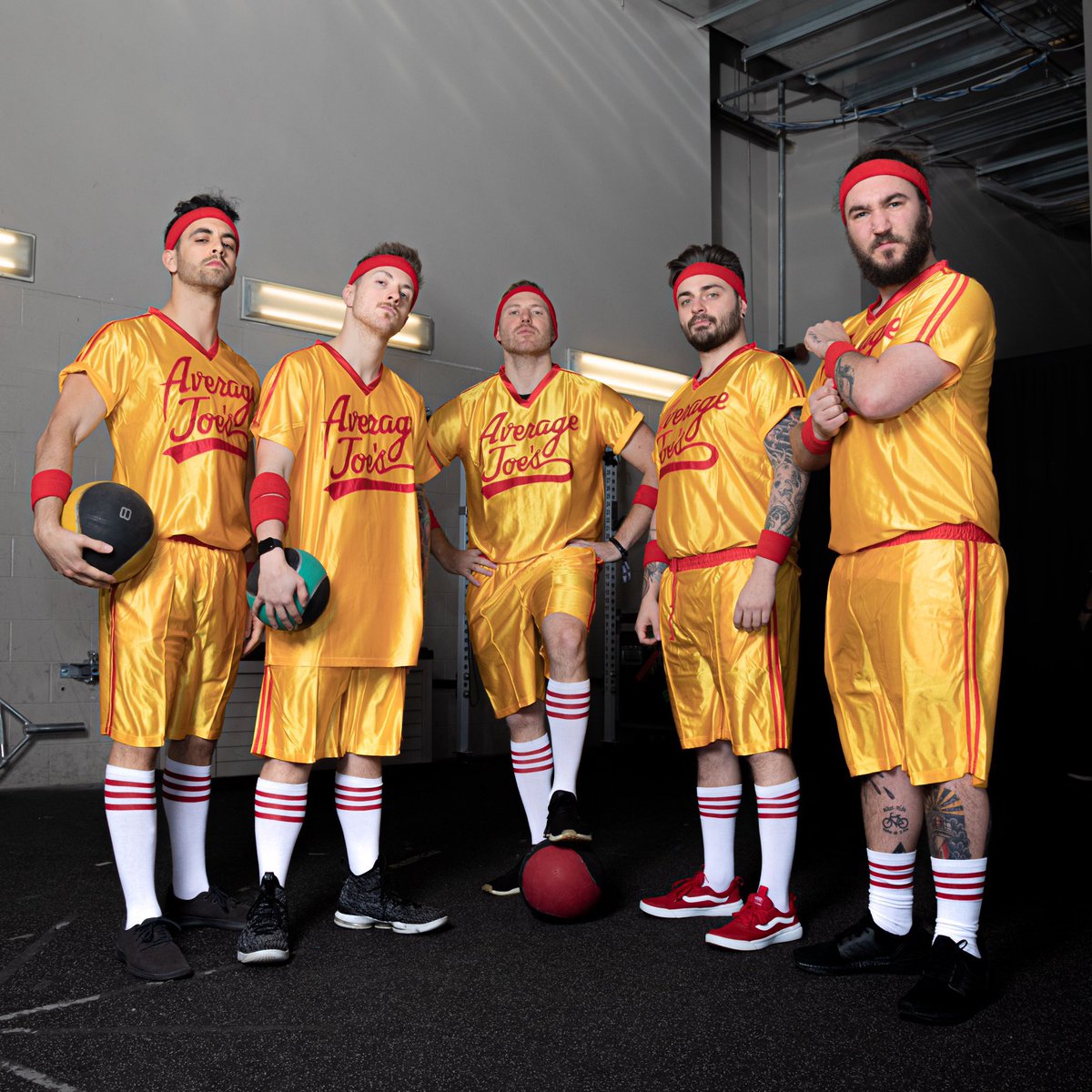 I Prevail (@iprevailband) on Twitter photo 